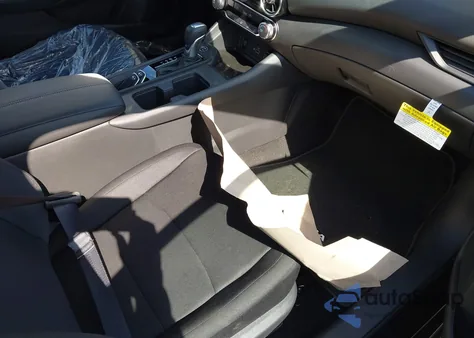 2025 Nissan Sentra S из США, поврежденный, VIN 3N1AB8BV2SY320745